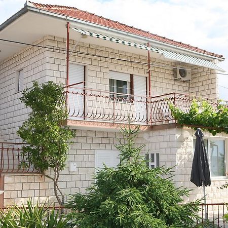 Apartment Nives Trogir Eksteriør bilde