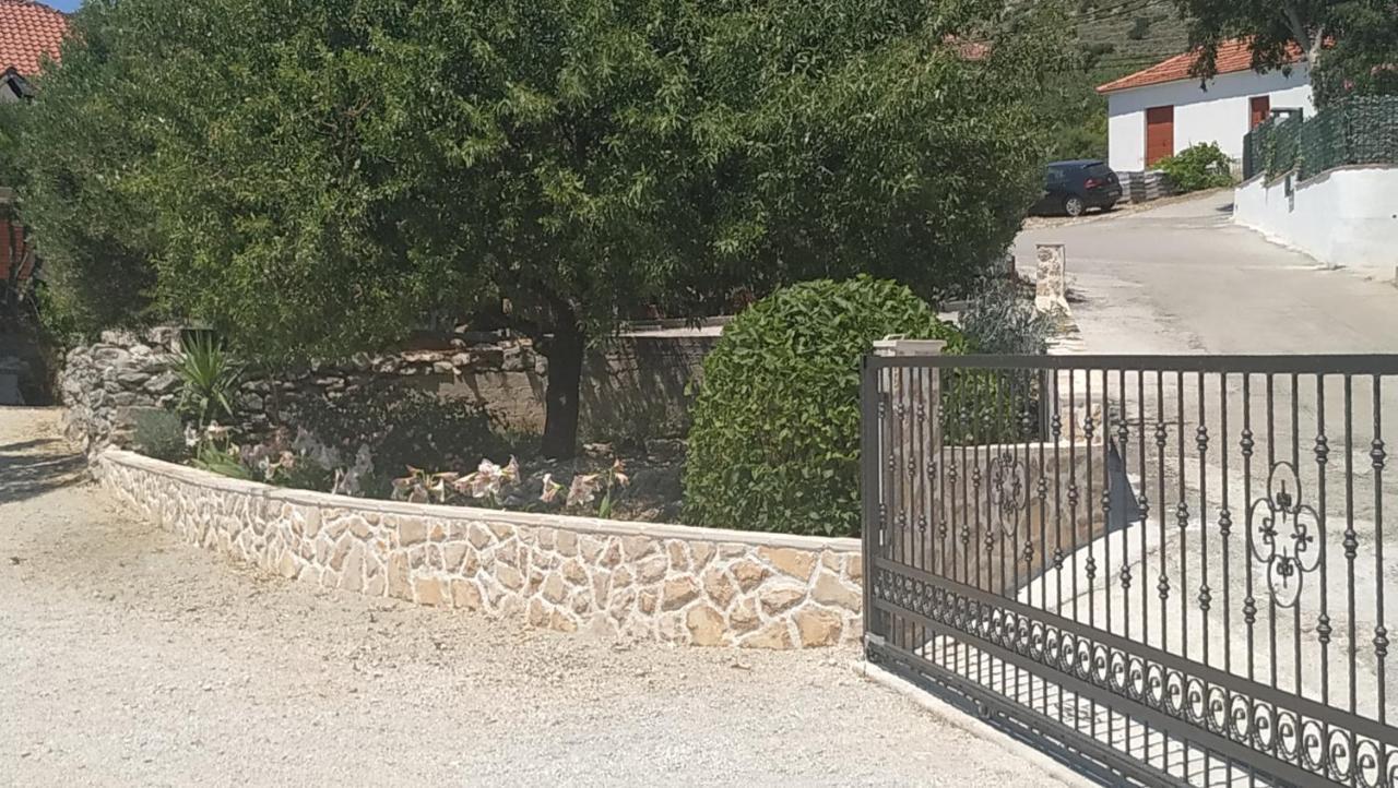 Apartment Nives Trogir Eksteriør bilde