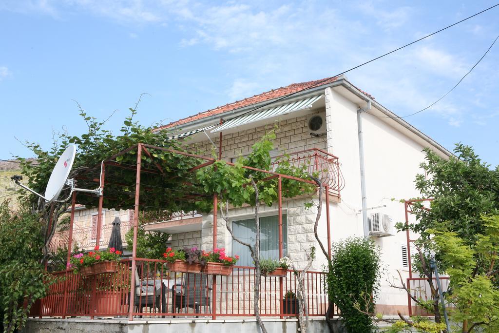 Apartment Nives Trogir Eksteriør bilde