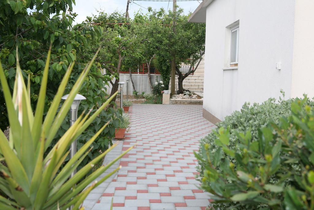 Apartment Nives Trogir Eksteriør bilde