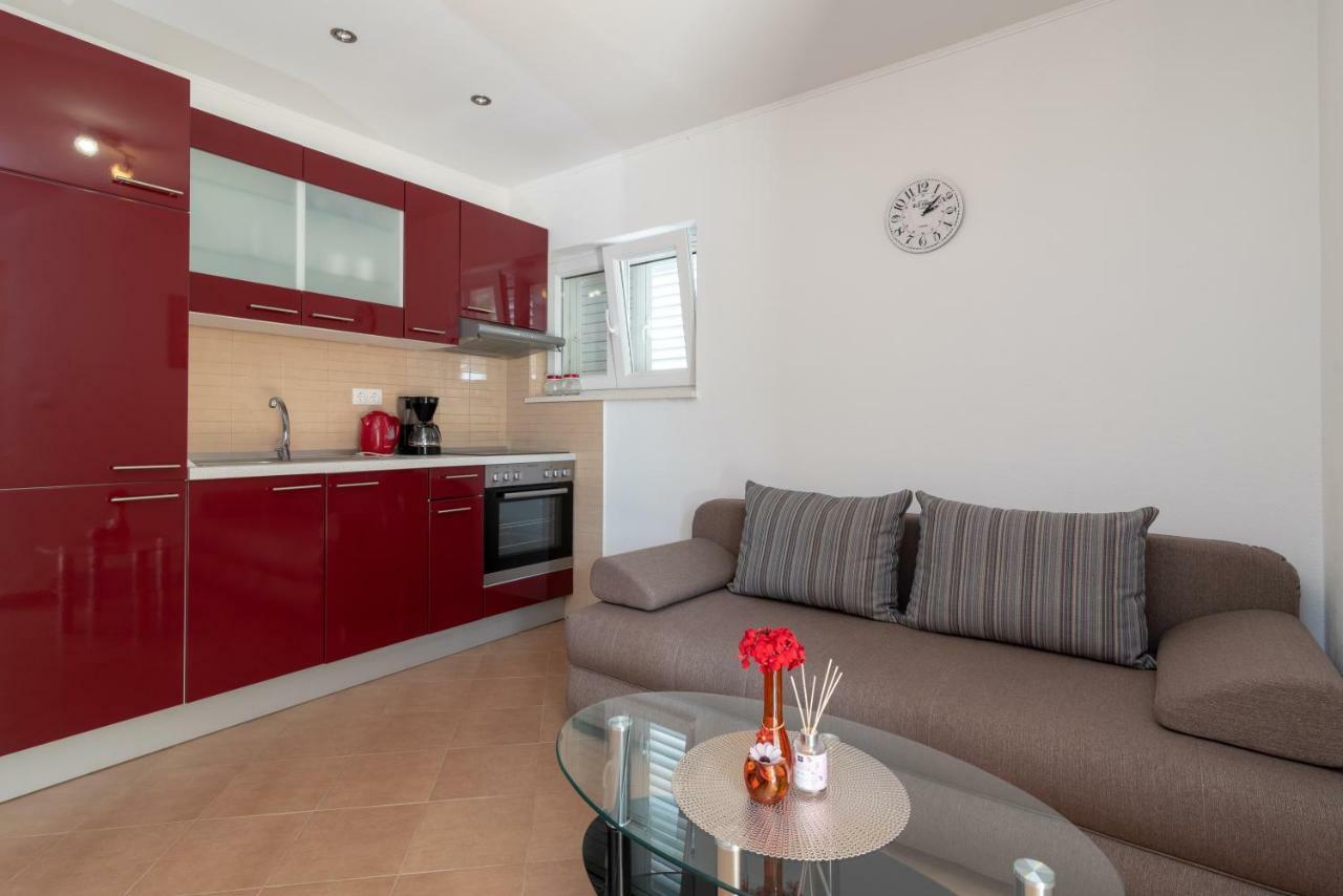 Apartment Nives Trogir Eksteriør bilde