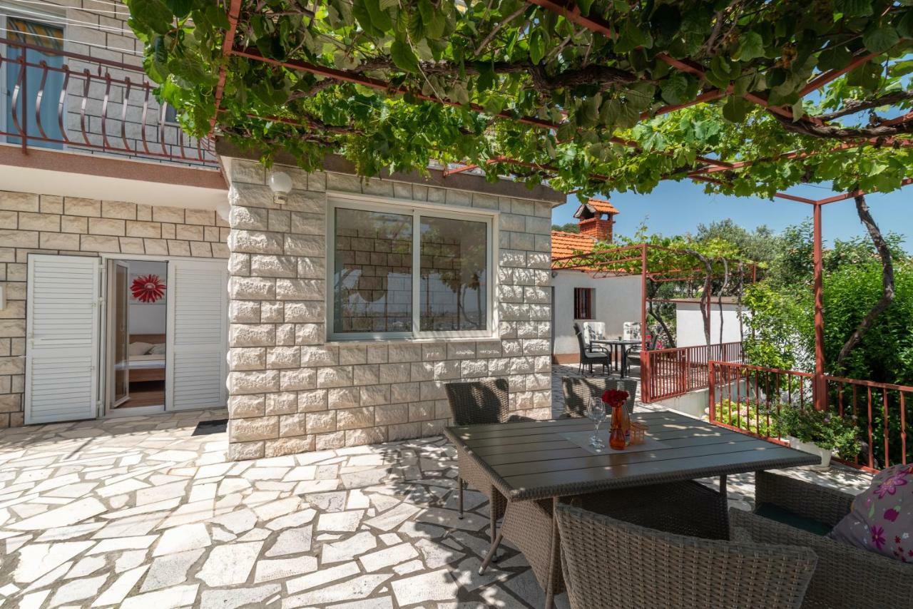 Apartment Nives Trogir Eksteriør bilde
